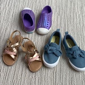 SET of 3. Girls size 7 shoes! Native shoes